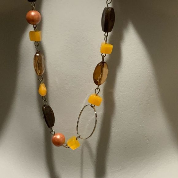 Retro Amber Bead Necklace - Picture 3 of 5